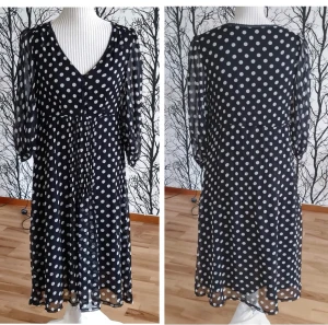 Indiska vintage / Retro klänning i toppskick Stl M  - Superfint skick!!  Äldre Indiska Stl M 