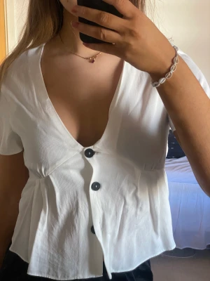 Topp - Fint skick! Paketpris vid köp av flera plagg