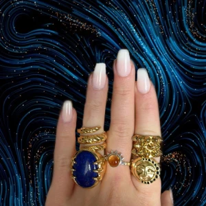 RINGAR TILL SALU - säljer alla dessa ringar, gå in på min profil för å se priser🥹🥰