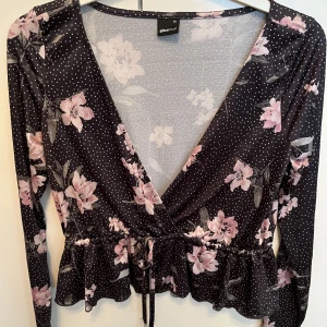 Fin blus  - Söt blus i storlek xs 