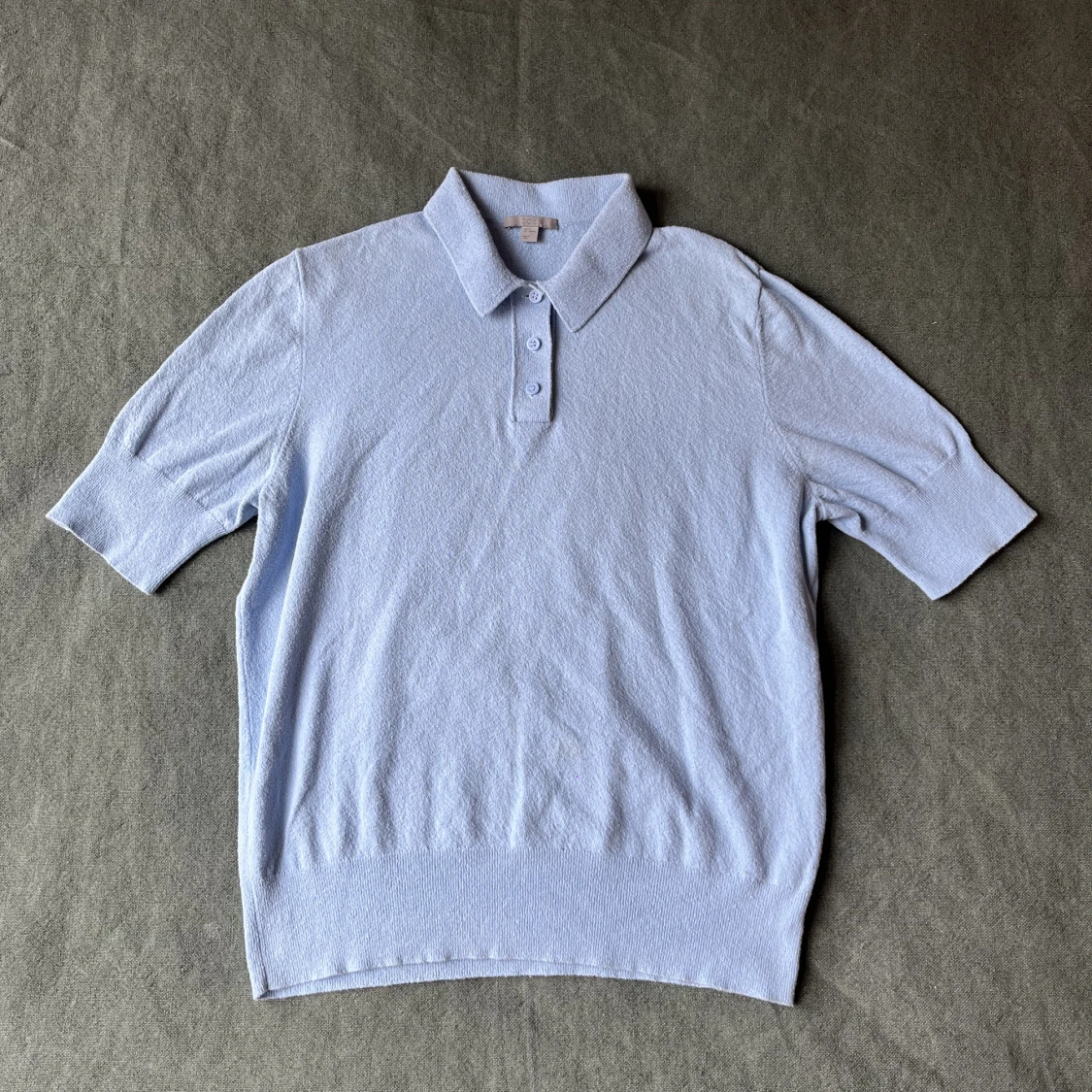 Ljusblå polotröja från cos