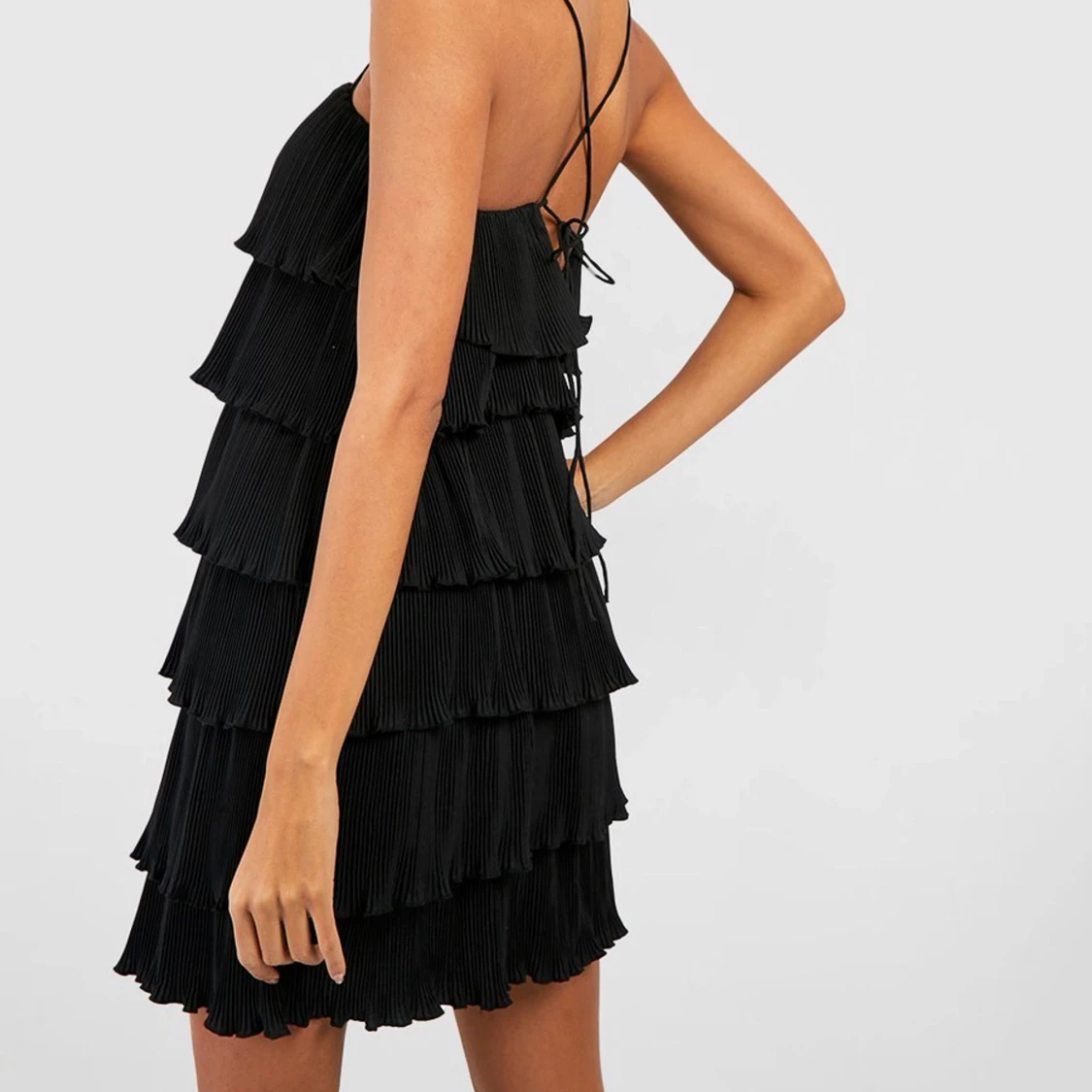 Kort volangklänning - 90