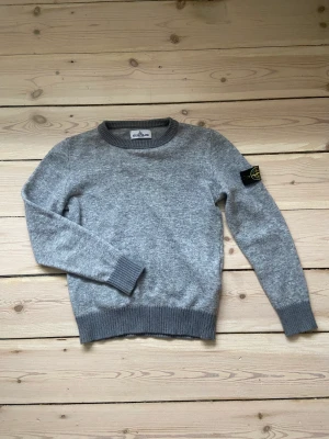 Stone Island sweater  - Very good condition  Selling if the price is right 