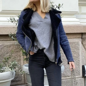 Muubaa shearling jacka - Nypris, 10,000 