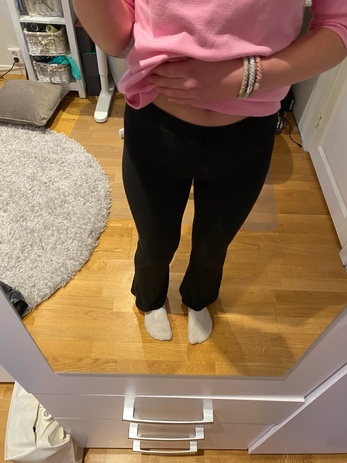 Svarta ribbade bootcut byxor