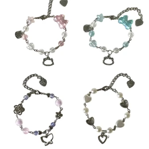 Hello Kitty, Butterfly & Heart Bracelets - Hello Kitty Blue: 99kr Hello Kitty Pink: 99kr Butterfly: 65kr Heart: 65kr  Erbjuder gratis frakt inom Sverige 🚚💨 Betalning sker via Swish, skriv vid intresse! 💌 