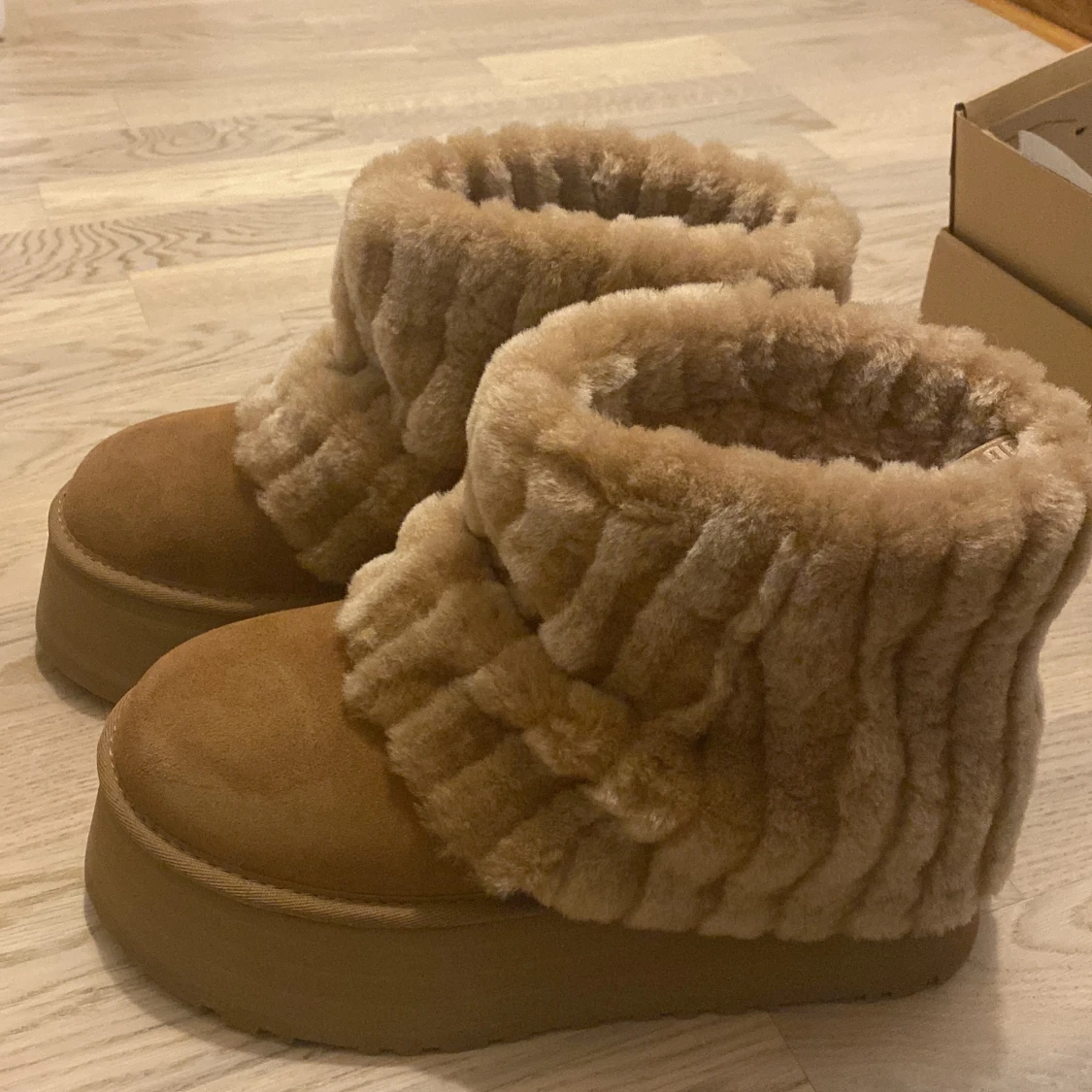 Ugg Classic Mini Sherpa Corduroy