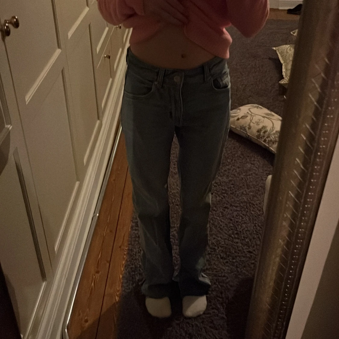 Normal missade jeans med slit