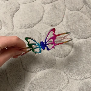 3 olika diadem  - Tre olika diadem, dem kostar 15kr st men det kan diskuteras 