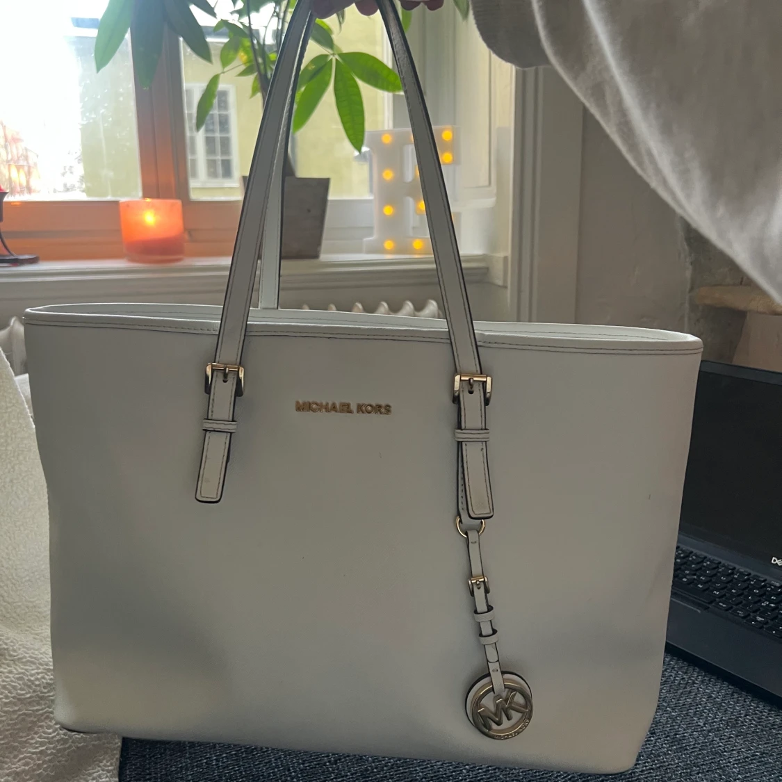 Äkta Michael kors väska