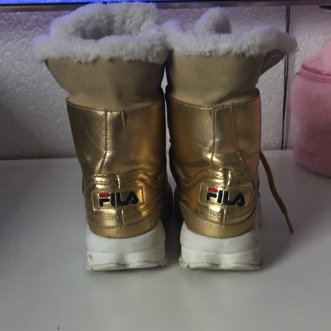 Det är ett par vinter skor Storlek 31  - 90