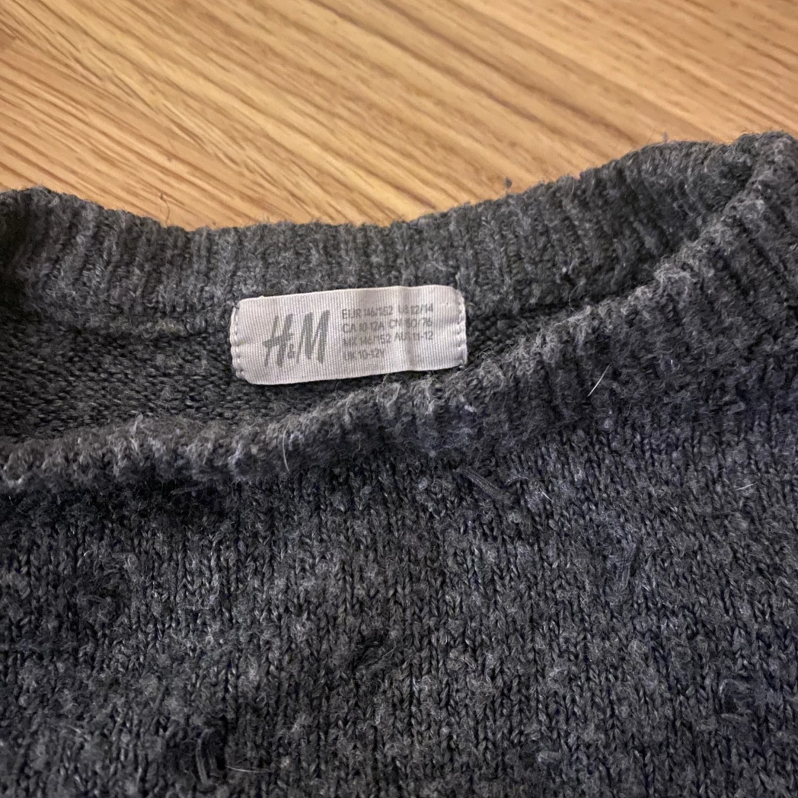 Stickad tröja  - 90