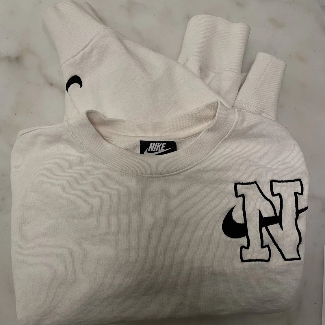 Nike sweatshirt