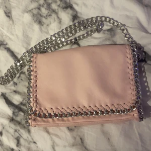 Tiamo väska - aldrig använd. Köpte för 450 En Tiamo väska