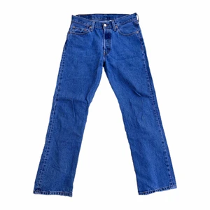 Levis 501 - Vintage blå levis 501 i storlek 30/30 i toppenskick😍