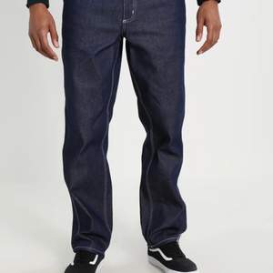 Carhartt Wip Jeans, Storlek 34/34. Helt oanvända, nyskick.