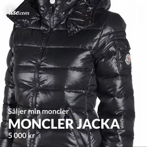 Moncler Bady jacka dam - Säljer min moncler bady jacka i dam, använd få gånger. Köpt 2020 från moncler originala sida för ca 11 000kr, säljer för 4500kr. Digitalt kvitto finns, säljes pga ingen användning. Så gott som ny, Skriv dm för fler bilder. 