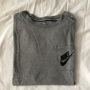 Nike t-shirt i bra skick. 