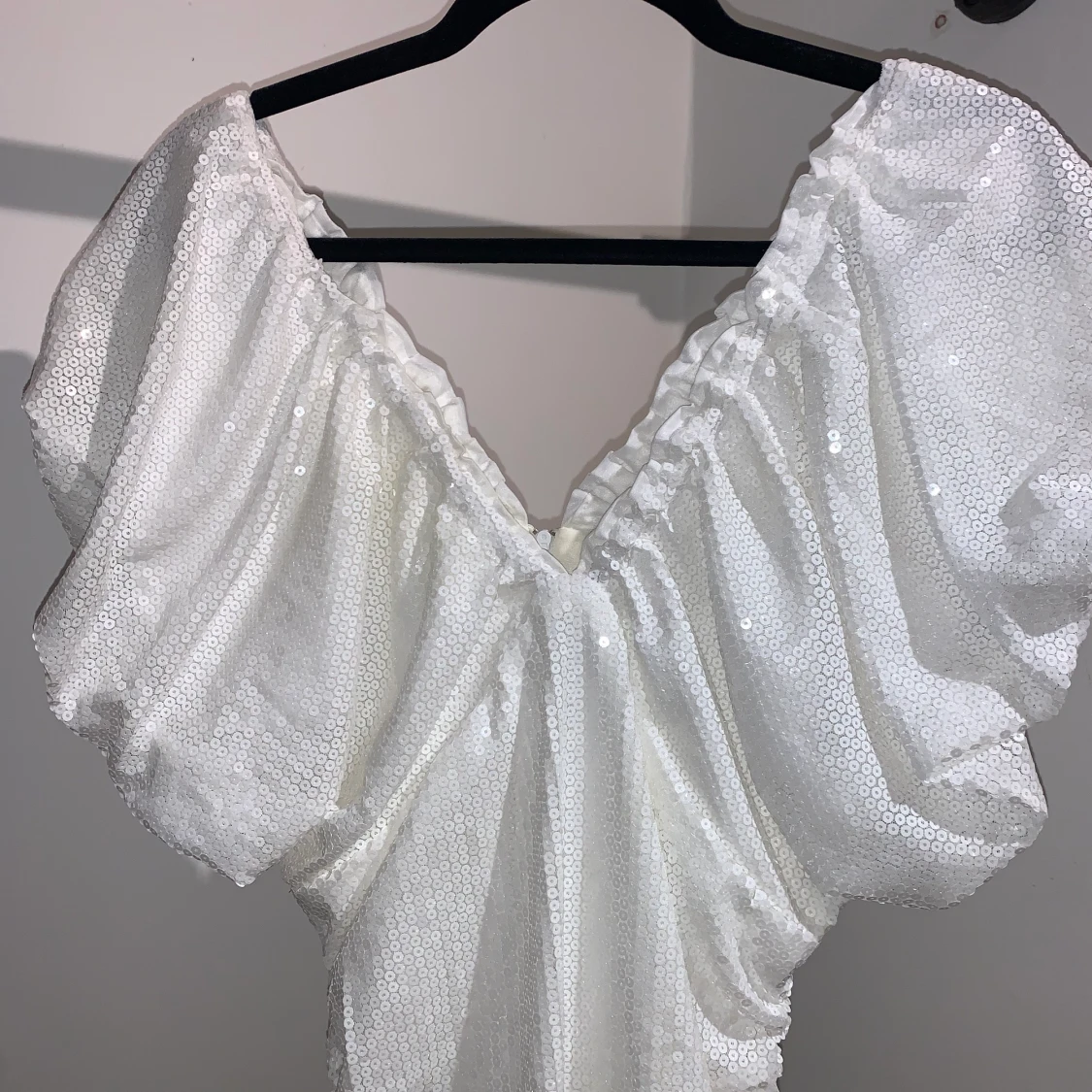 Glittrig klänning - 91