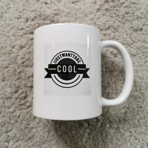 Ijustwanttobecool - Säljer denna mugg med ijustwanttobecools märke på som tyvärr inte kommer till användning. Skriv till mig om du är intresserad eller har frågor om varan❤️