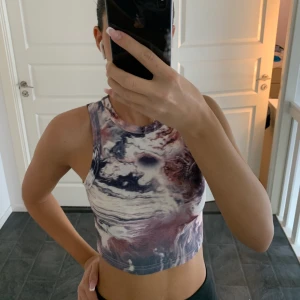 Topp - Säljer mina fina topp som används 1 gång