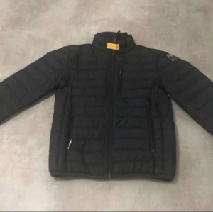 Parajumper jacka - Parajumper jacka i nytt skick!  Storlek S  