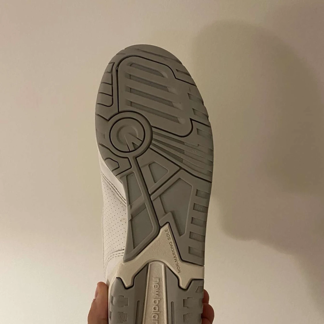 Nee Balnace 550 White/Grey - 90