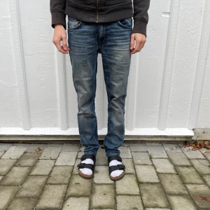Tiger of sweden jeans - Jeans från tiger of sweden i strl 31 32 i fint skick Fråga om du undra ngt😊 Kolla in mina andra annonser