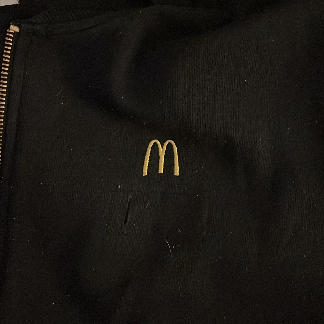 McDonalds sweatshirt  - 91