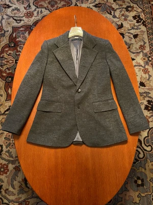 Kavaj  - Bara använd ett par gånger 