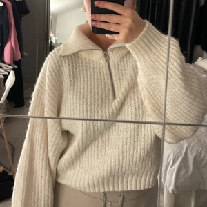 Mysig tröja  - superskön mysig tröja i bra skick🤍