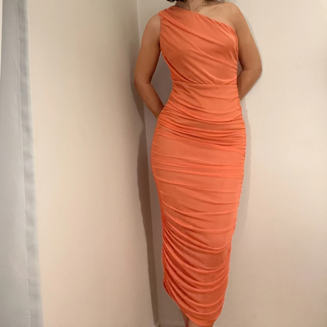 Aprikos festklänning  - 90