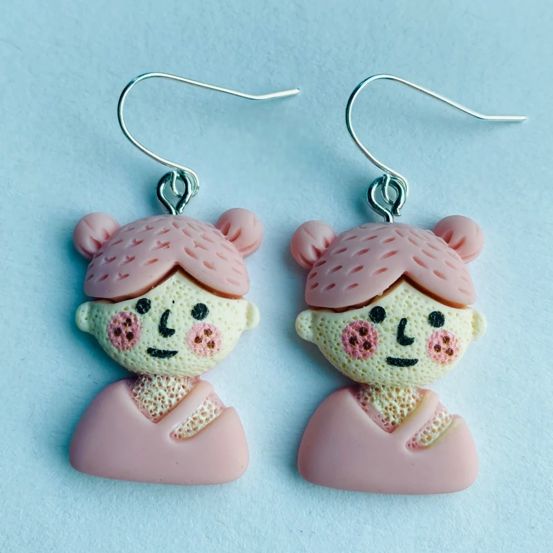 Cool tjej örhängen 🤍