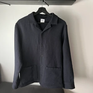 Overshirt från Zara - Alldrig andvänd och är i nyckick. Meddela vid intresse!