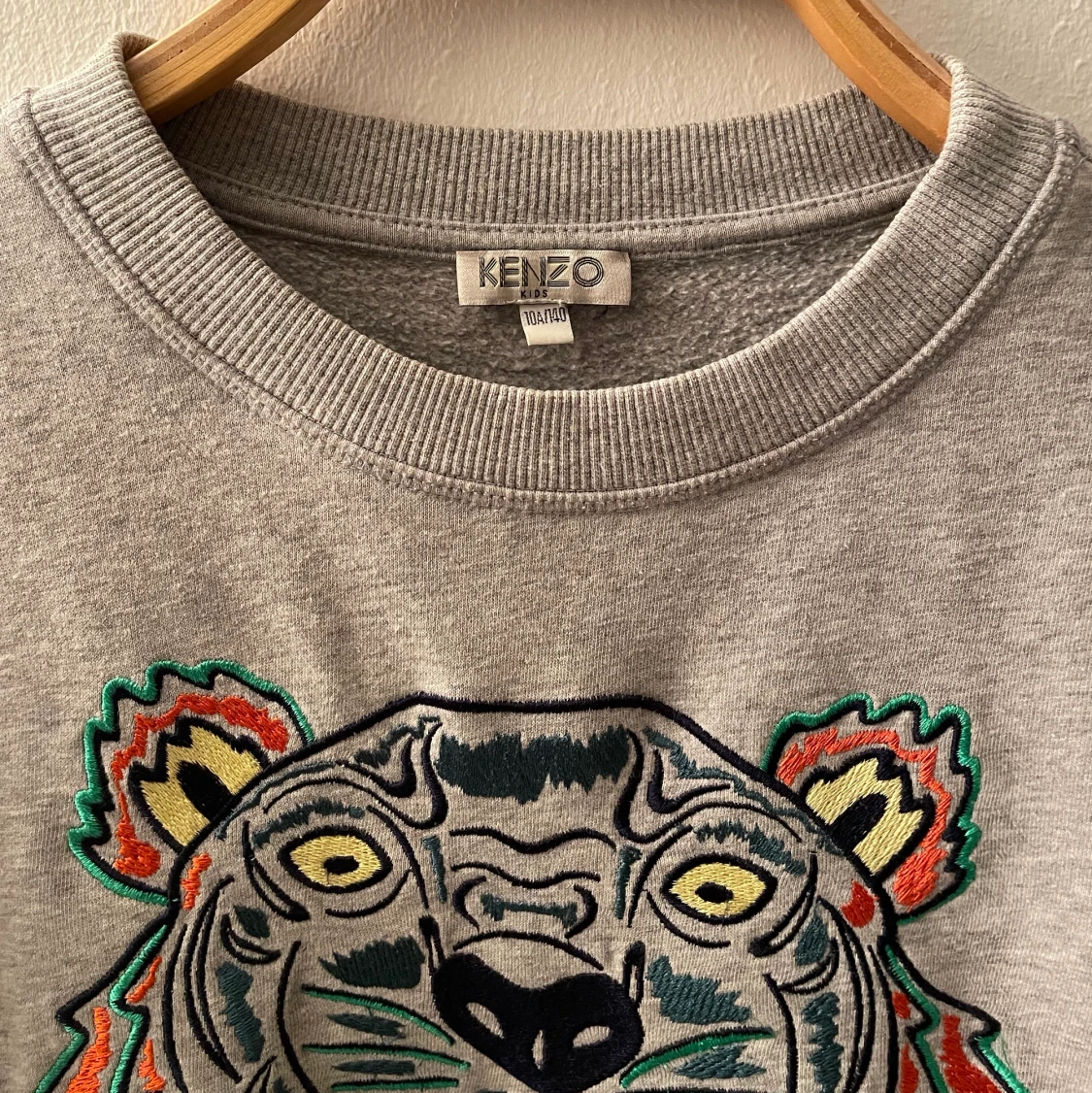 Grå kenzo tröja  - 90