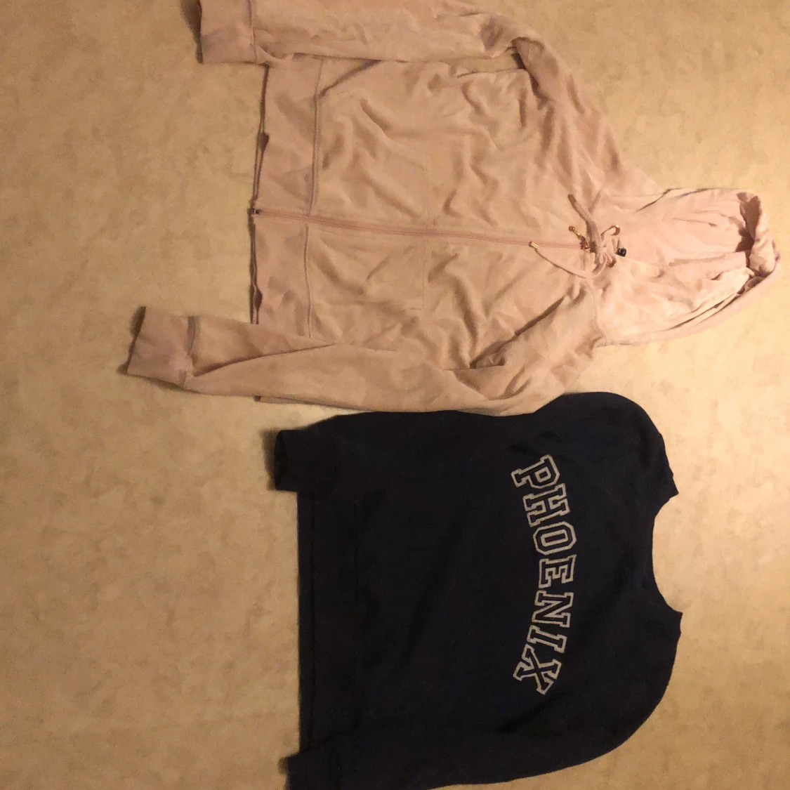En mängd kläder för ett pris + frakt (alternativt 80kr styck) - SÄLJES NU - 90