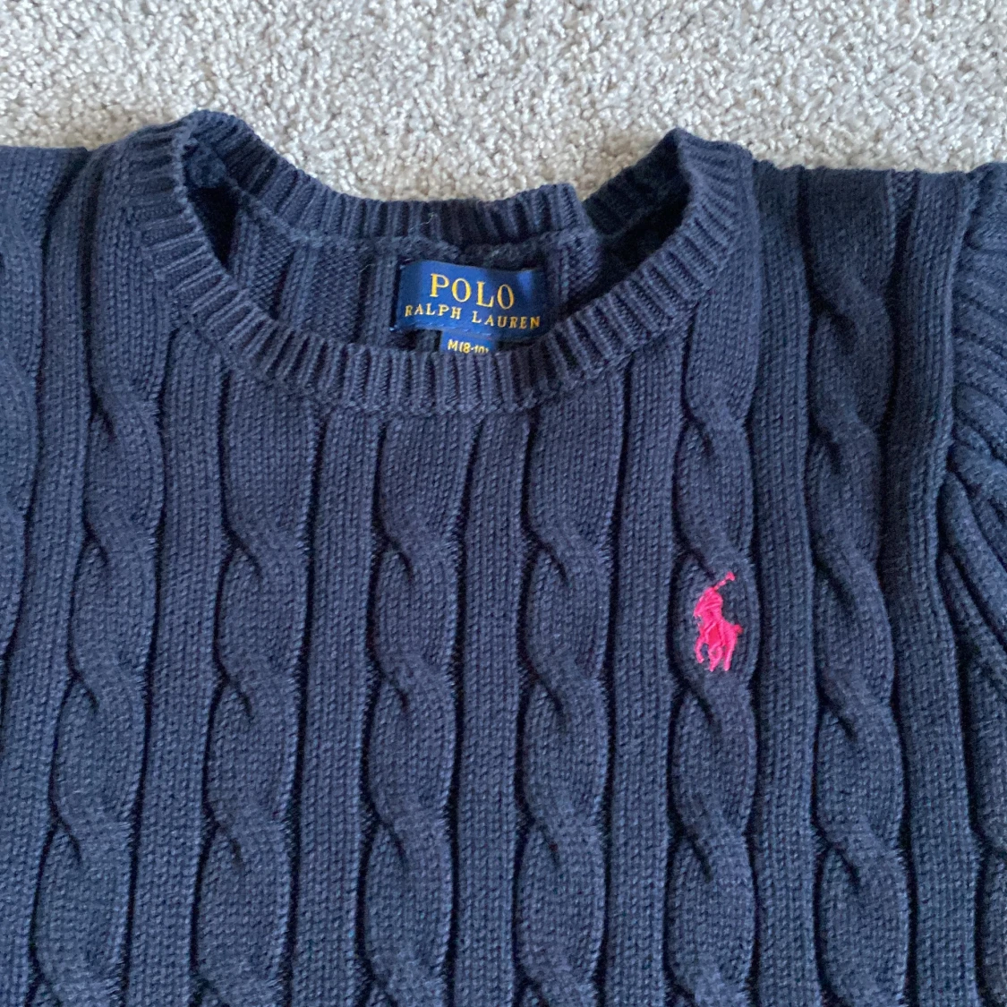 En vacker blå polo mörk blå klänning!  - 90