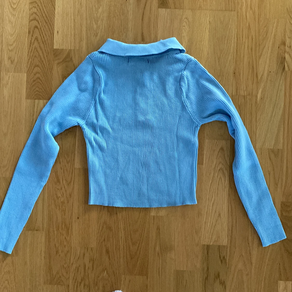 Blå tröja - 90