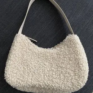 Fluffy bag from h&m 