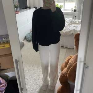 Linnebyxor  - Bianca ingrossos linnebyxor från hennes kollektion med Nelly förra året. Jättefina, men kom inte till användning. Nypris 499