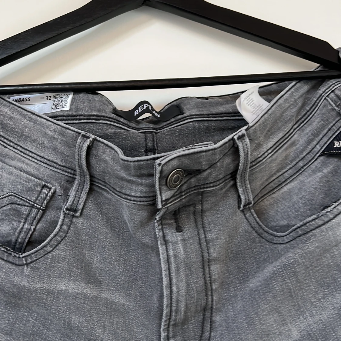 Grå Replay jeans - 90