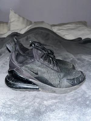 Nike  - Fint skick som nya 37,5 