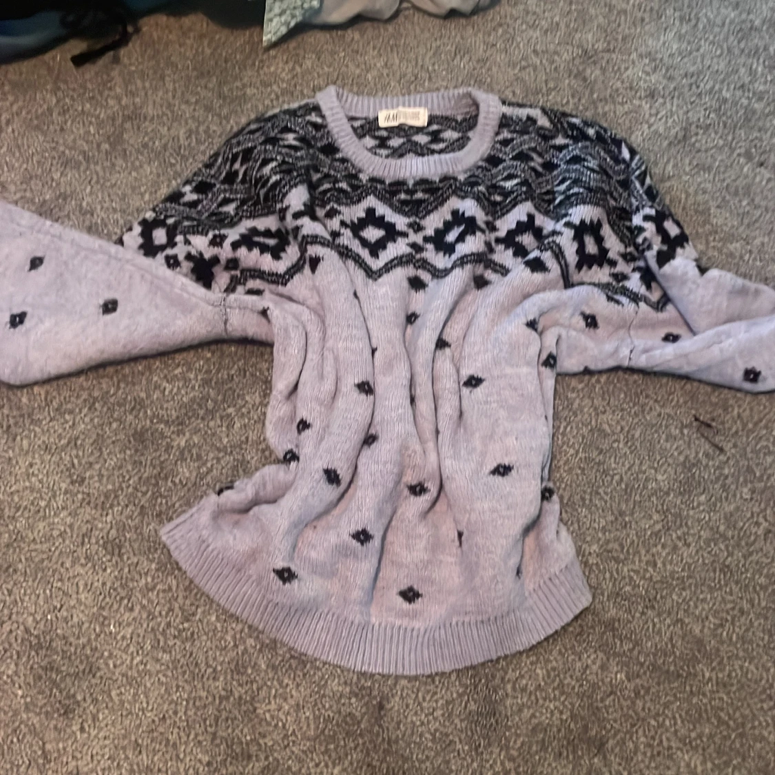 Ljuslila stickad tröja med mönster h&M