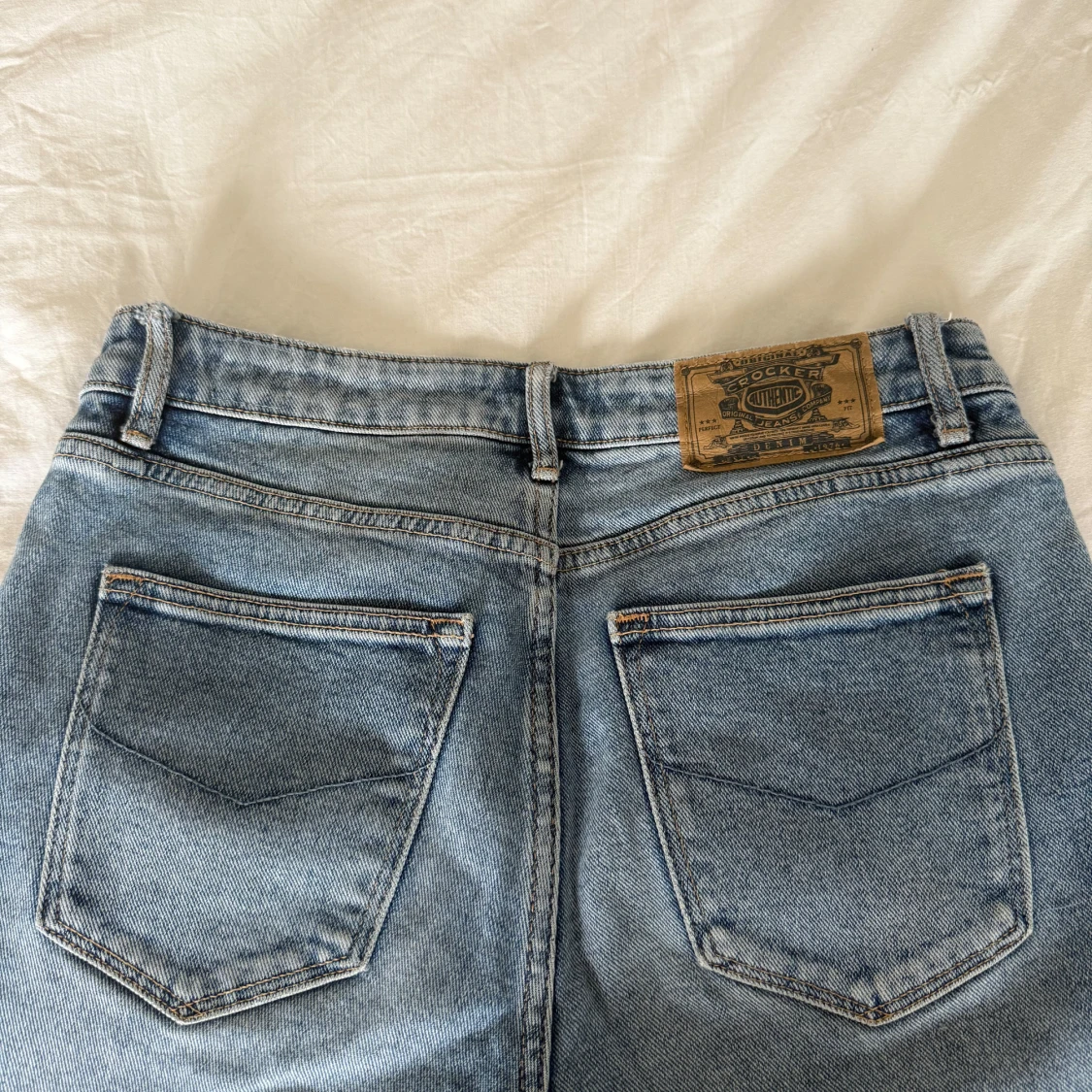 Blå bootcut jeans från Crocker - 1