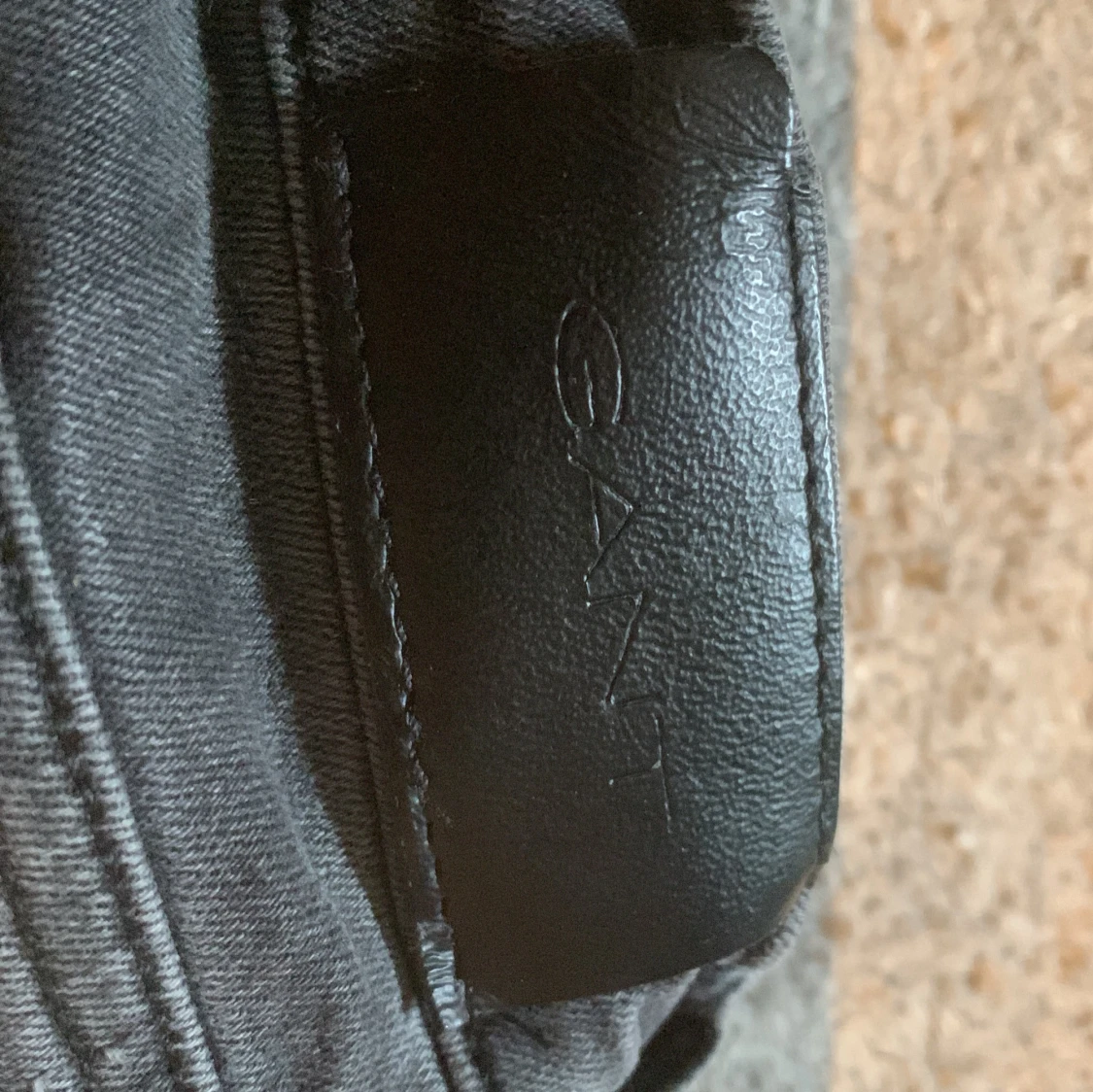 Mörkgrå jeans från GANT - 2