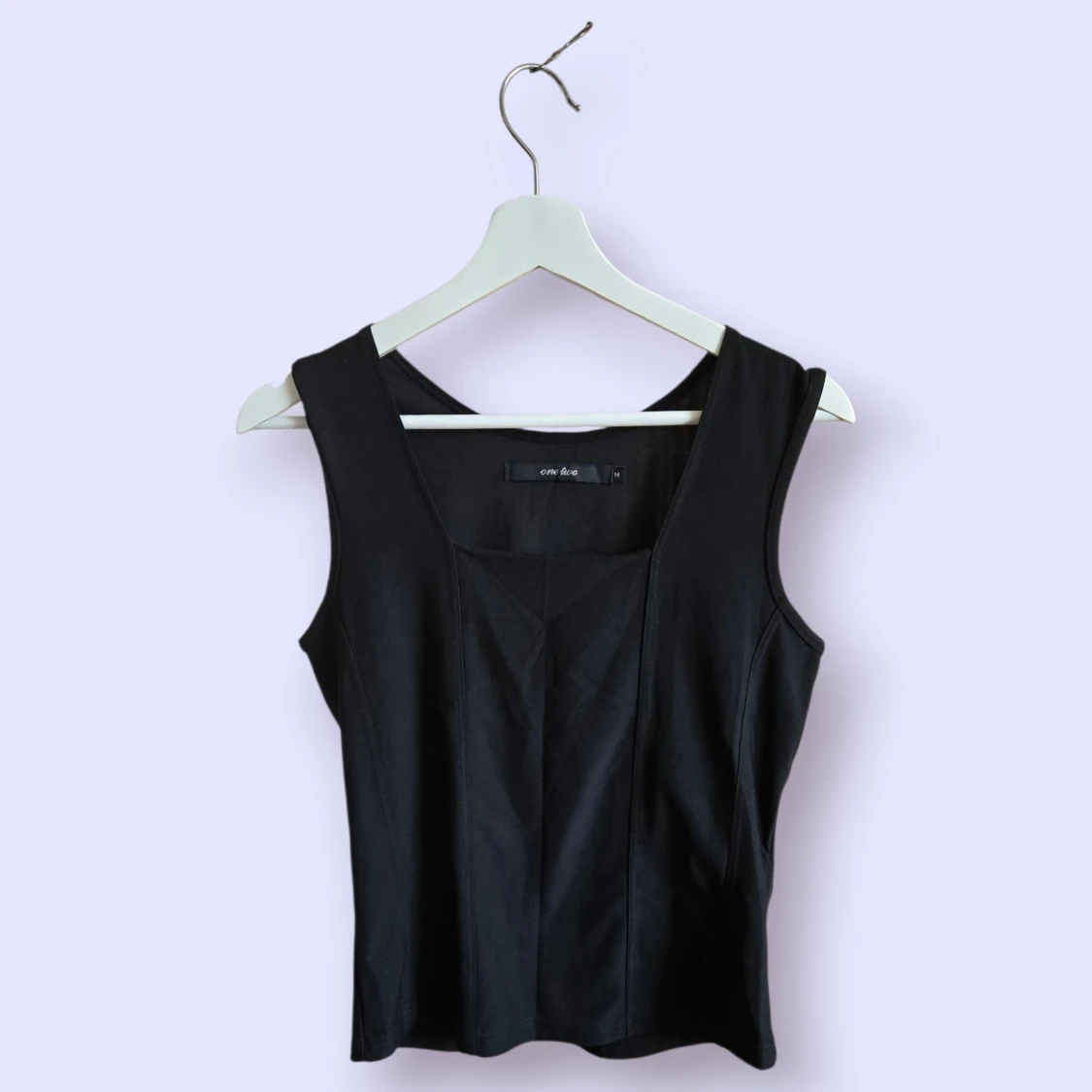 Svart linnetopp från One Two