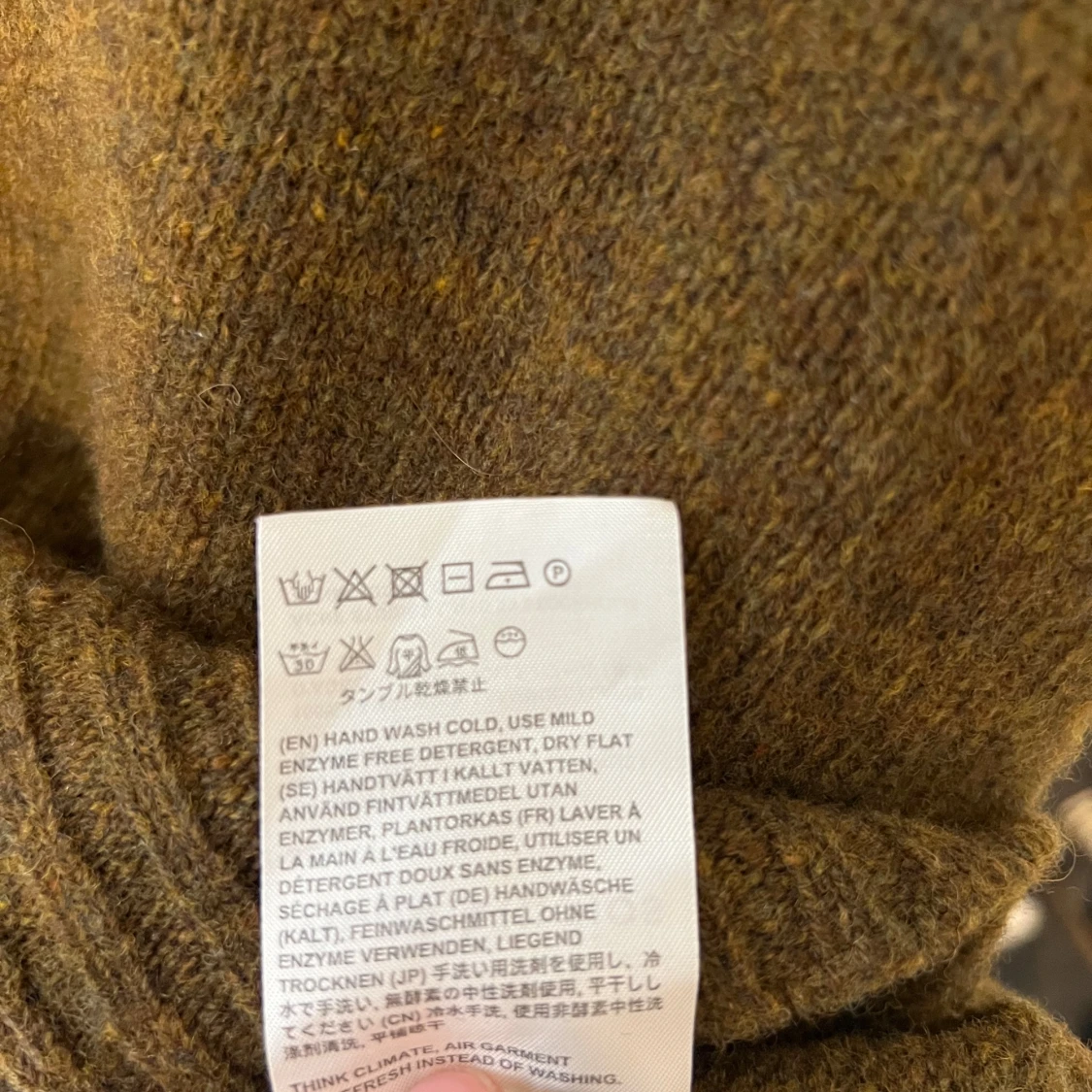 Brun stickad tröja från Acne Studios - 3