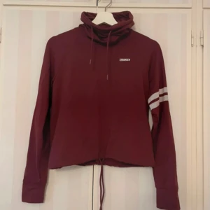 Stronger topp - Fin vinröd träningstopp från stronger🫶🏻