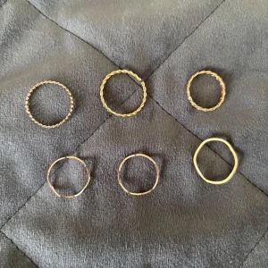 Ringer  - Fina ringer i både guld och rosé 