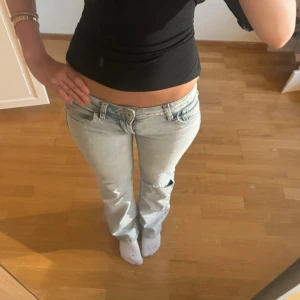 Lågmidjade jeans  - utsvängda lågmidjade jeans, sytt mer lågmidjat🫰🏼🫰🏼🫰🏼🫰🏼